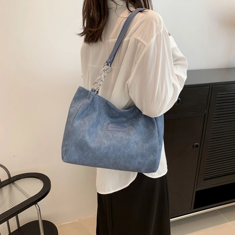 Damen Große Kapazität PU Leder Tragetasche Mode Schultertasche Mit Metallkette Pendler Unterarmtasche Für Den Täglichen Gebrauch