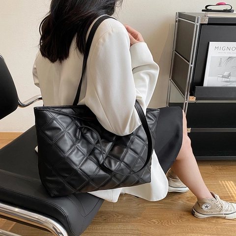 Große Kapazität Gesteppte Tote Bag Für Damen PU Leder Rauten Schultertasche Unterarm Pendeln Shopping Casual Handtasche