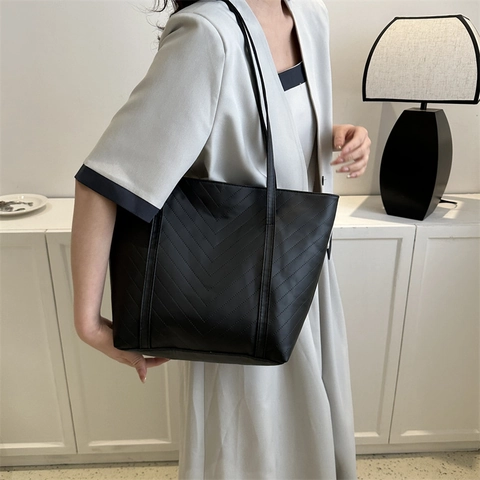 Bolso Tote de Cuero PU Acolchado en V de Gran Capacidad para Mujer Bolso de Hombro Minimalista Color Sólido Bolso de Mano para Oficina Moda