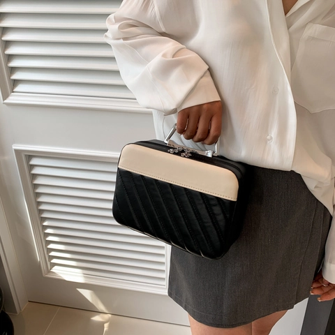 Trousse à Maquillage Grande Capacité pour Femmes Portable en Cuir PU Matelassé Losange Boîte de Rangement Avec Poignée Métallique Organisateur de Voyage