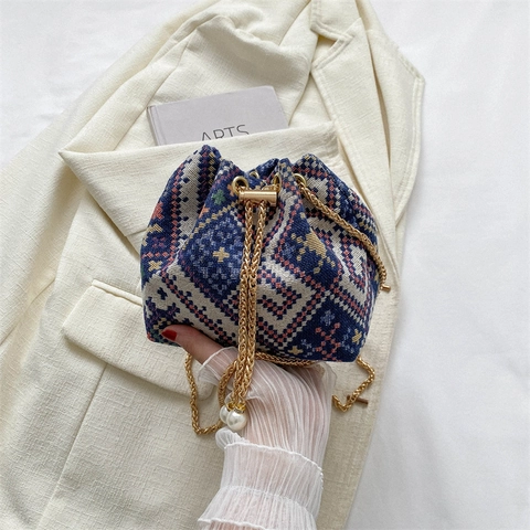 Bolso Saco de Jacquard de Estilo Étnico Para Mujer Patrón Geométrico Retro Bolso de Mano con Correa de Cadena Dorada y Perla Artificial