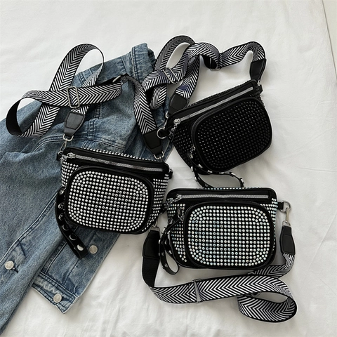 Sac Bandoulière Mode Femme avec Strass et Rivets Style de Rue en Cuir PU Sac de Poitrine avec Large Sangle Petit Sac Banane