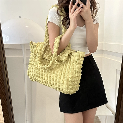 Bolso de Hombro de Gran Capacidad con Textura de Burbuja para Mujer Bolso Tote Cloud Plisado Casual Conmutar PU Bolso de Moda