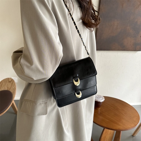 Urban Minimalistische PU Leder Kleine Quadratische Schultertasche Für Damen Mit Doppelten Metallschnallen Und Kettengurt Umhängetasche