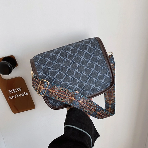 Retro Damen PU Leder Umhängetasche Kleine Quadratische Tasche Böhmischer Breiter Gurt Geometrisches Monogramm Muster Tasche