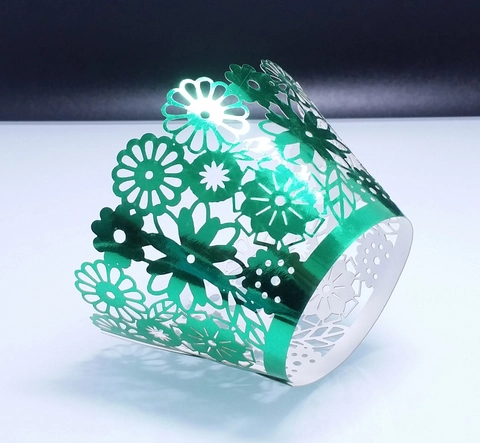 Involucri per Cupcake Tagliati al Laser a Forma di Fiore in Carta Traforata per Matrimonio Compleanno Festa Specchio Oro Argento