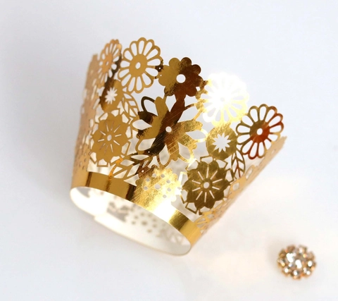 Involucri per Cupcake Tagliati al Laser a Forma di Fiore in Carta Traforata per Matrimonio Compleanno Festa Specchio Oro Argento