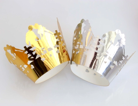 Involucri per Cupcake Silhouette di Coppia Tagliati al Laser Cuore Svuotato in Carta Perlata per Decorazione Feste Matrimoni