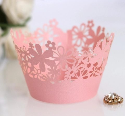 Eleganti Involucri per Cupcake con Fiori Intagliati al Laser in Carta Perlata Decorazioni per Torte per Matrimoni Feste di Compleanno