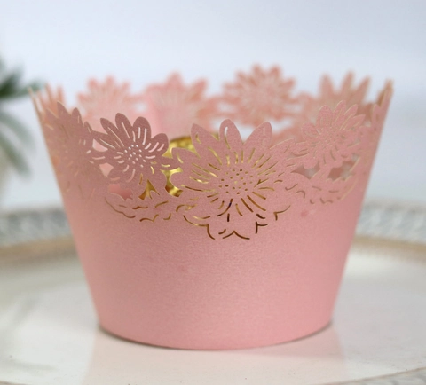 Laser Cut Floral Cupcake Wrappers Pearlescent Paper Hollow Cake Decor Liners For Wedding Birthday Party Baking Supplies