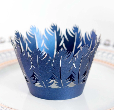 Elegant Feather Laser Cut Hollow Cupcake Wrappers Pearlescent Paperboard Cake Decorative Holders For Wedding Birthday Party Favors