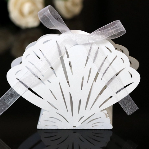 Laser Cut Shell Shape Wedding Favor Candy Box With Ribbon Pearlescent Paper Hollow Out Gift Box For Party Decorations