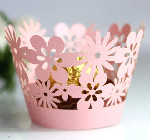 Laserschnitt Blumen Cupcake Förmchen Perlmuttpapier Hohlspitze Kuchen Deko Für Hochzeit Geburtstag Party Dekoration