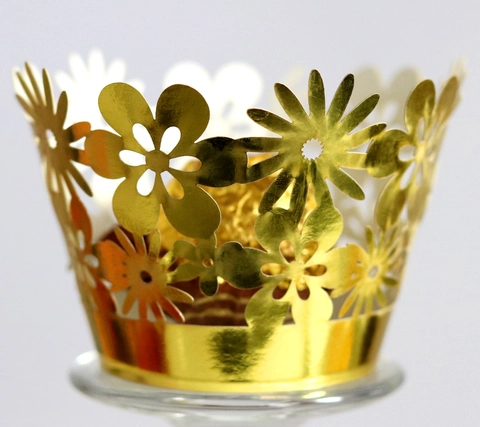 Laser Cut Pearlescent Paper Cupcake Wrappers Hollow Flower Daisy Design For Wedding Birthday Party Cake Decoration Supplies