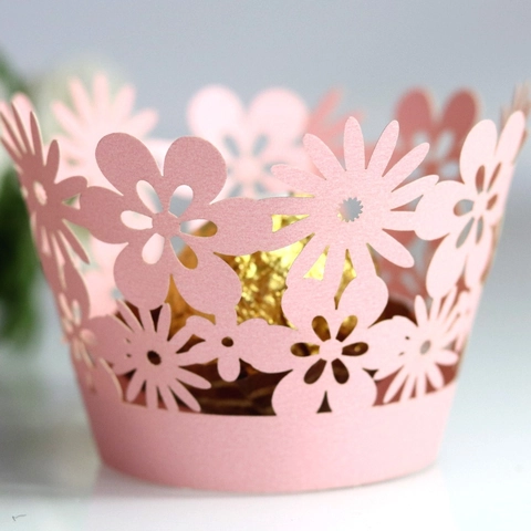 Laser Cut Pearlescent Paper Cupcake Wrappers Hollow Flower Daisy Design For Wedding Birthday Party Cake Decoration Supplies