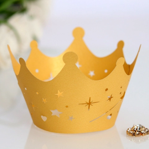Laser Cut Paper Crown Cupcake Wrappers Hollow Out Star Heart Shape Baking Cake Border Decor For Wedding Birthday Party