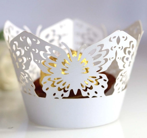 Pirottini per Cupcake a Farfalla Tagliati al Laser in Carta Perlata Traforata Decorazione per Matrimoni Compleanni Feste Ornamenti da Forno