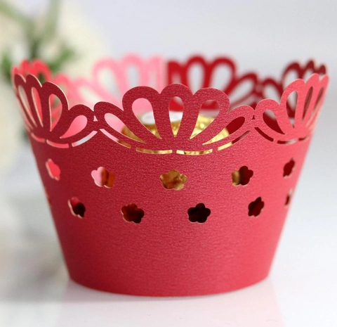Laser Cut Hollow Flower Cupcake Wrappers Pearlescent Paper Cake Liners For Wedding Birthday Party Decorations Crown Wraps