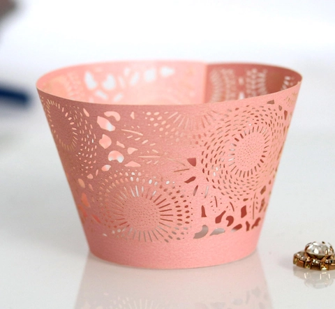 Laser Cut Cupcake Wrappers Pearlescent Paper Hollow Floral Muffin Cake Decorative Liners For Wedding Birthday Party Decoration