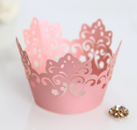 Elegant Laser Cut Pearl Paper Cupcake Wrappers Hollow Floral Lace Design For Wedding Birthday Party Cake Decoration Supplies