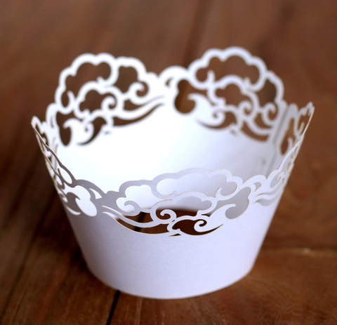Laser Cut Hollow Cloud Pattern Cardboard Cupcake Wrappers Elegant Decorative Muffin Paper Border For Wedding Birthday Party
