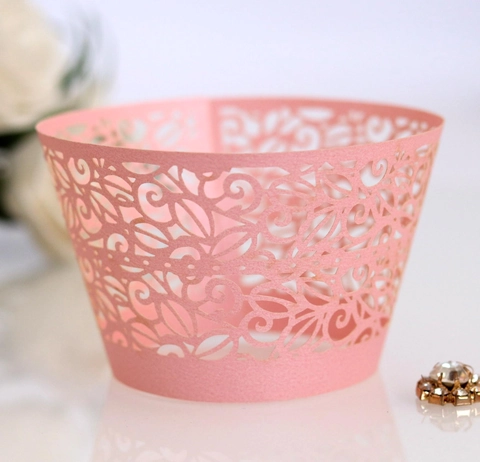 Caissettes à Cupcake Élégantes en Papier Perlé Ajouré au Laser Motif Floral pour Mariage Fête d'Anniversaire Décoration de Table