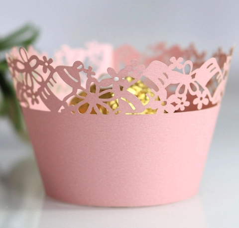 Laserschnitt Perlmutt Papier Cupcake Manschetten Blumen Schmetterling Baby Shower Muster Hochzeit Geburtstag Bankett Deko