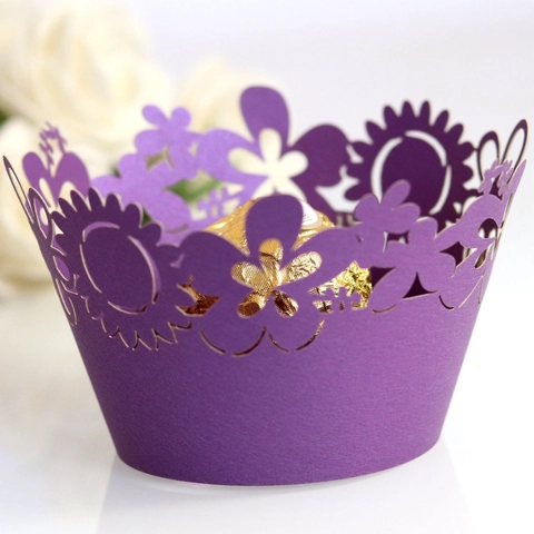 Contours de Cupcake Floraux Découpe Laser Élégants Papier Perlé Doublures de Gâteau Creux pour Décoration Table Dessert Fête Mariage Anniversaire
