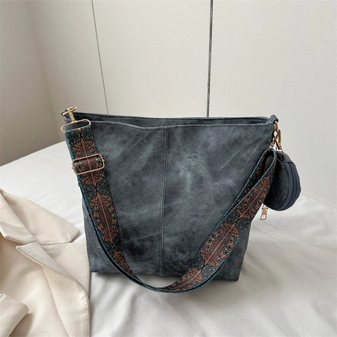 Retro PU Leather Large Capacity Tote Bag For Women With Ethnic Embroidery Wide Strap Casual Solid Color Hobo Shoulder Bag