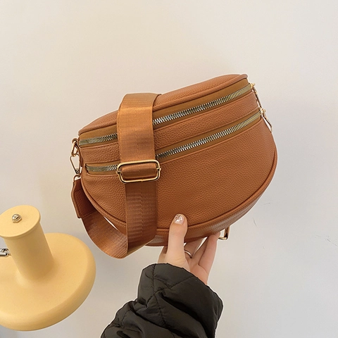 Wide Strap Waist Bag For Women Litchi Grain PU Leather Double Zipper Crossbody Chest Bag Urban Minimalist Half Moon Bag