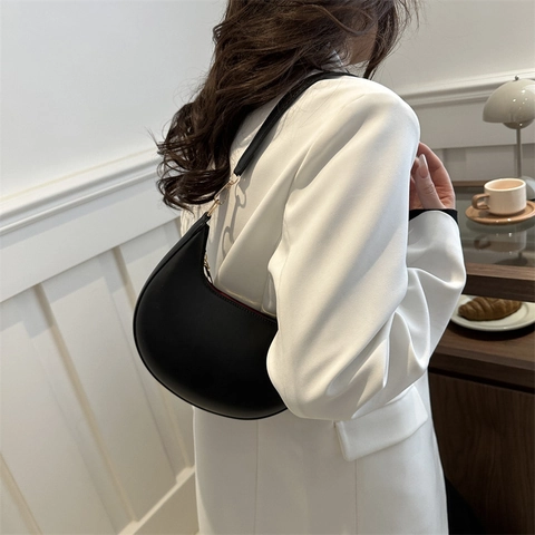 Women Minimalist PU Leather Crescent Underarm Bag Solid Color Small Hobo Shoulder Bag With Top Handle Fashion Daily Handbag