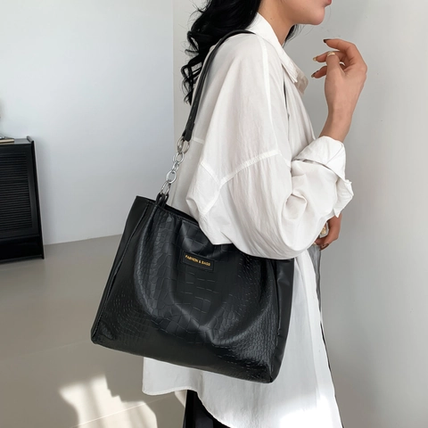 Damen Große Kapazität Tote Bag Krokodilmuster PU Leder Umhängetasche Silberkette Minimalistische Pendler Achseltasche