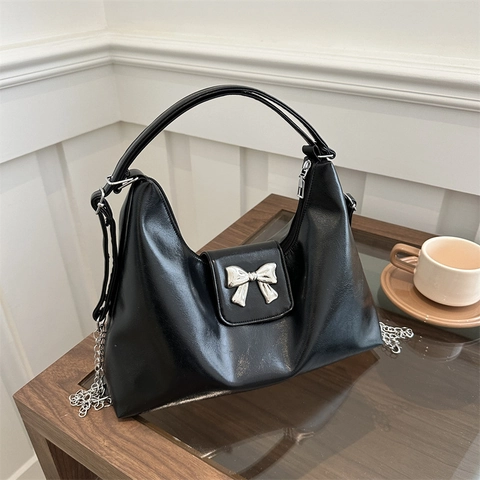 Damen Fashion PU Leder Tote Bag Große Kapazität Schultertasche Mit Metall Schleife Dekoration Kette Gurt Lässige Handtasche
