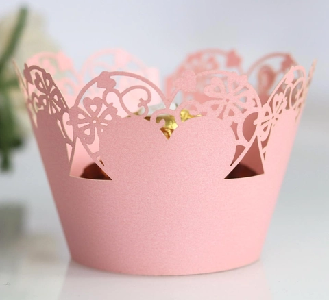 Elegant Pearl Paper Laser Cut Cupcake Wrappers Hollow Heart Lace Border For Wedding Birthday Party Cake Decoration