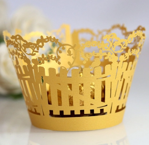 Laser Cut Hollow Cupcake Wrapper Bird Flower Fence Design Pearlescent Paper Cake Border For Wedding Birthday Party Decoration