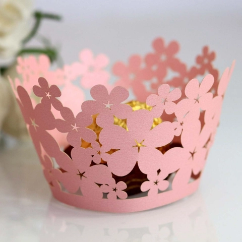 Laser Cut Flower Cupcake Wrappers Pearlescent Paper Hollow Decorative Cake Borders For Wedding Birthday Party Dessert Table Decor