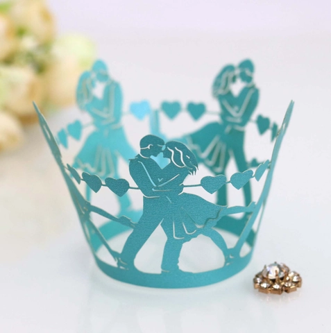 Envolturas de Cupcake con Corte Láser en Forma de Corazón y Pareja Besándose Papel Perlado Revestimientos de Pastel Decorativos para Boda Fiesta de San Valentín