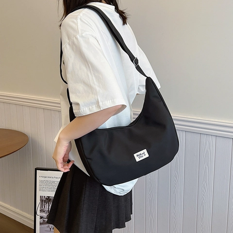 Bolso de Hombro de Tela Oxford Impermeable para Mujer Estilo Dumpling Bolso de Bandolera Minimalista Color Sólido