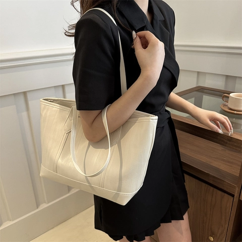 Große Kapazität PU Leder Tote Bag Für Damen Vertikale Wellenstruktur Urban Minimalistische Schultertasche Büro Pendeln Casual Handtasche