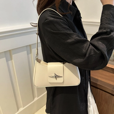 Bolso de Axila de Cuero PU para Mujer Hebilla de Estrella Metálica Bolso de Hombro Baguette Color Sólido Informal