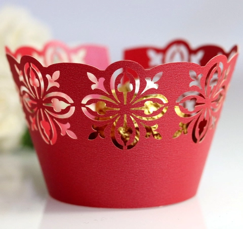 Involucri per Cupcake Intagliati al Laser con Pizzo Floreale Cavo Supporto in Cartone per Decorazione Tavolo Dessert Matrimonio Compleanno Festa