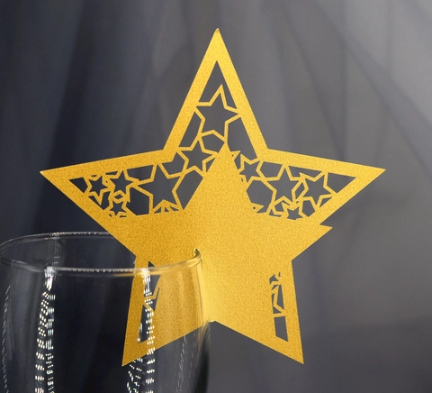 Eleganti Segnaposto in Carta Taglio Laser per Calice Design Stella Farfalla per Matrimonio Banchetto Festa Decorazione Tavola Carte Intagliate