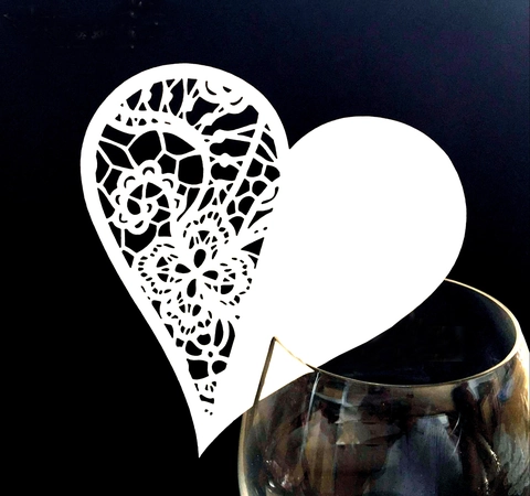 Heart Shape Laser Cut Place Cards Pearlescent Paper Wine Glass Cards For Wedding Banquet Party Table Decoration Name Cards