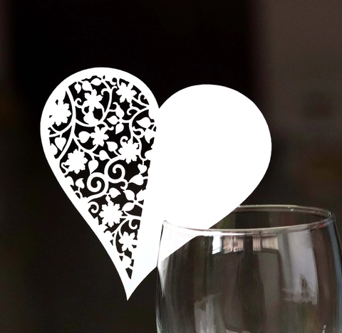 Segnaposto a Forma di Cuore Intagliato al Laser Carta Perlata per Calici Decorazione Tavola Matrimonio Festa Banchetto Biglietto Traforato