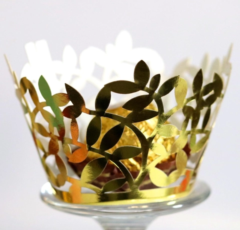 Laser Geschnitten Cupcake-Förmchen Elegant Hohl Blatt Rebe Design Perglanz Papier Kuchen Wraps Für Hochzeit Geburtstag Party Deko