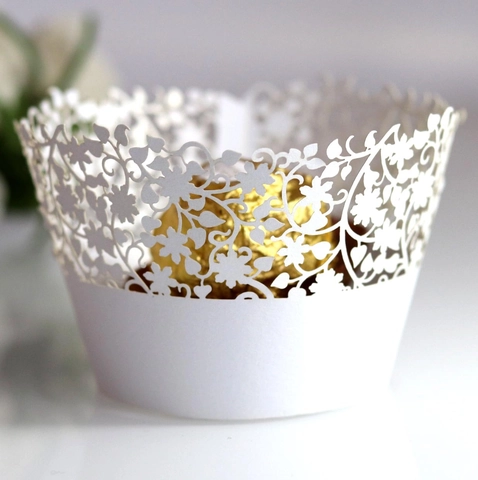 Elegant Laser Cut Floral Cupcake Wrappers Hollow Out Lace Paper Cake Liners For Wedding Birthday Party Table Decoration