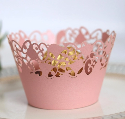 Contours de Cupcake en Papier Nacré Découpe Laser Décoration Dentelle Creuse Cœur Vigne pour Mariage Anniversaire Fête Table Dessert Accessoire