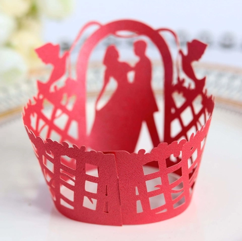 Lasergeschnitten Hochzeit Muffin-Banderole Hohle Pappe Kuchen Liner Braut Und Bräutigam Silhouette Party Dekoration Für Empfang Feier