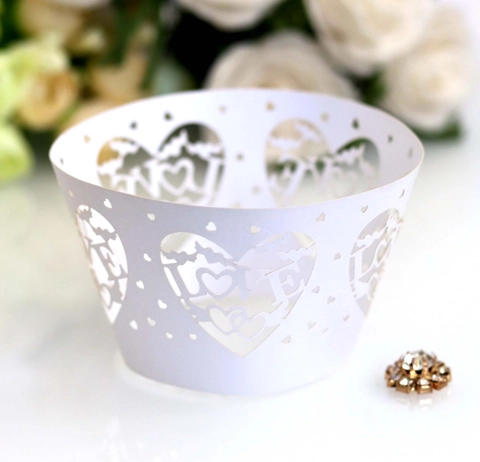 Laser Cut Heart LOVE Cupcake Wrappers Pearlescent Paper Cake Decoration For Wedding Birthday Party Dessert Table Supplies