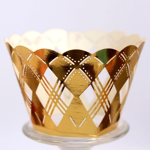Lasergeschnittene Papier Cupcake-Förmchen Ausgehöhltes Design Elegant Perlpapier Tortendeko Für Hochzeit Geburtstag Party Babyparty Dekor